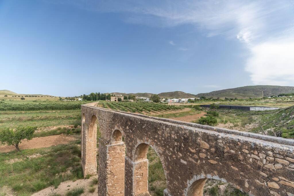 Villa De Fernan Perez Nijar Exterior photo